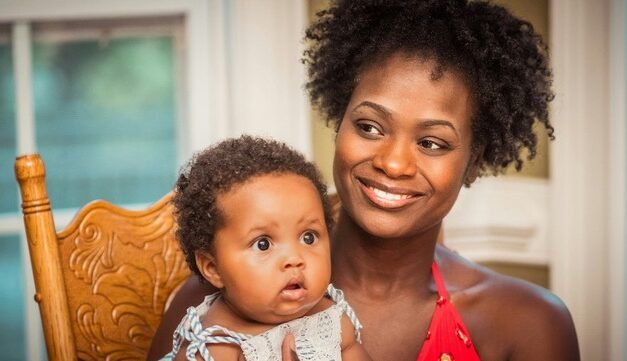 1 enfant sur 2 vit en famille monoparentale dès sa première année